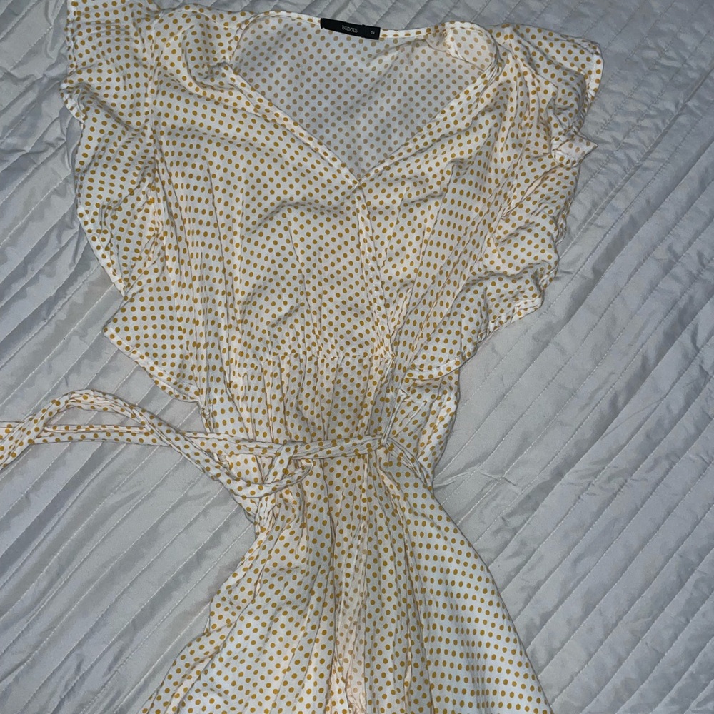 White/yellow polka dot summer dress